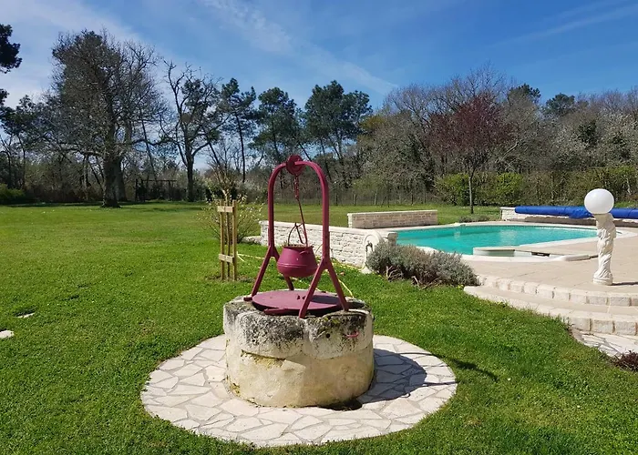 Ti-case * Bussac-Foret